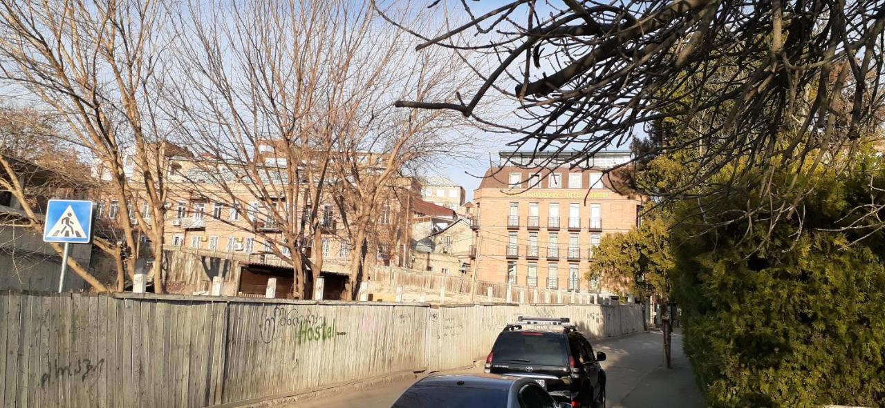 2 Santeli Turn Guest House Tbilisi Exterior foto